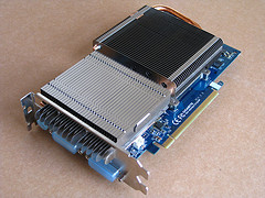 そもそもグラフィックカードとは何か